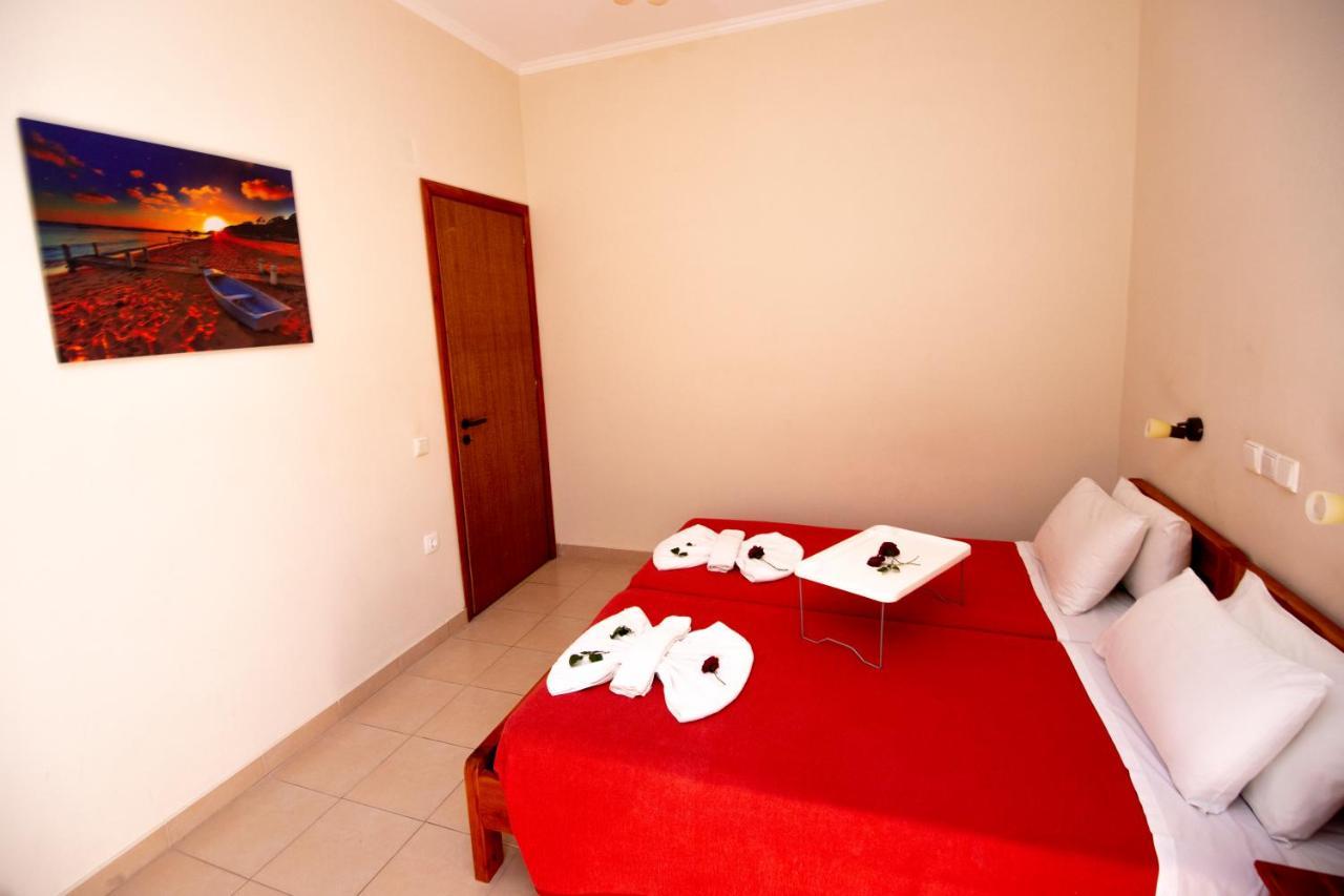 John Apartments First Floor Roda  Extérieur photo