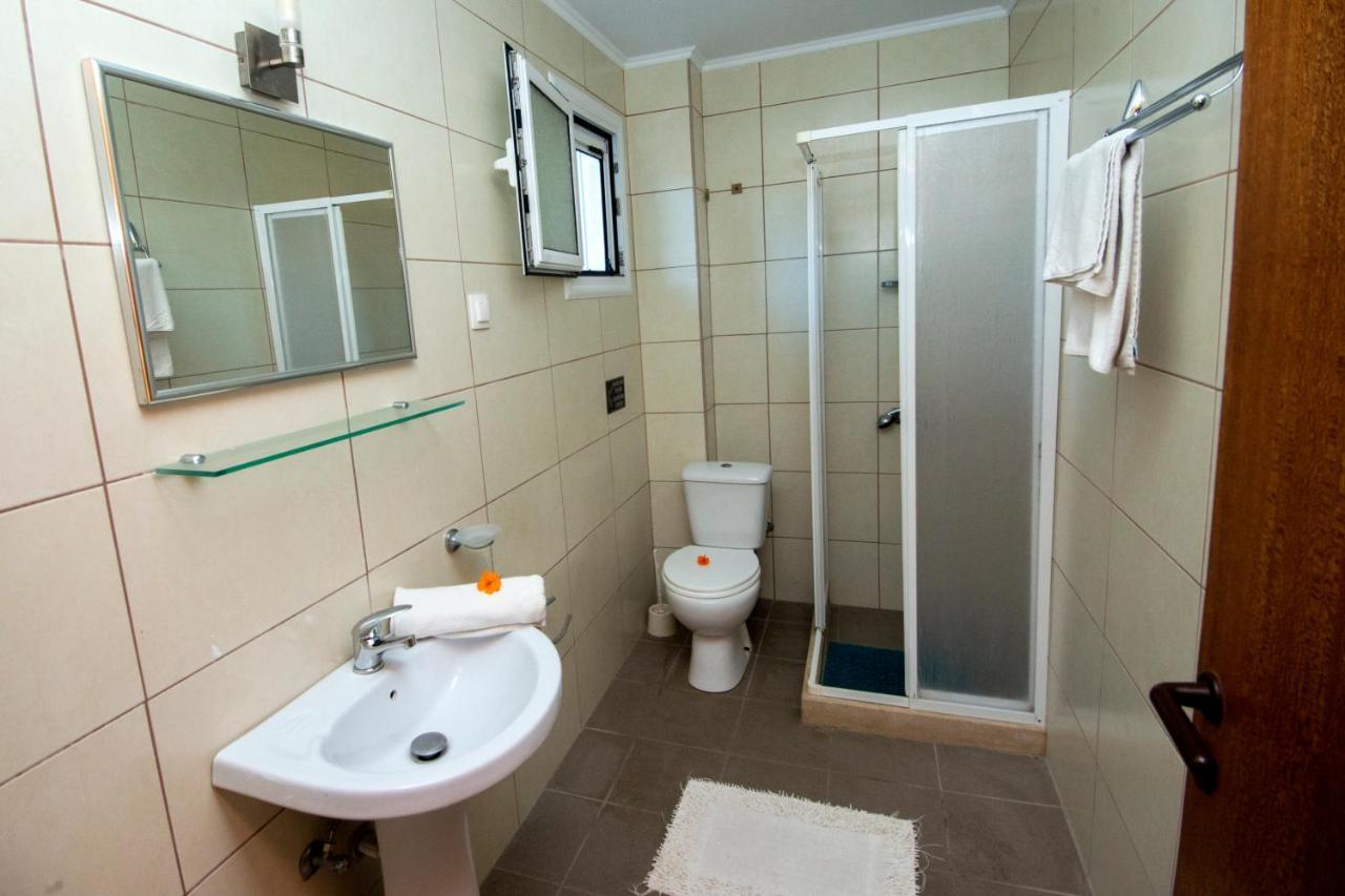 John Apartments First Floor Roda  Extérieur photo